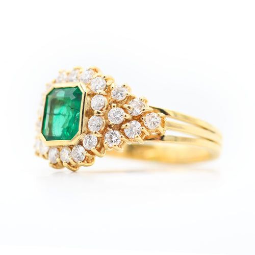Bague Bague en or jaune 18 ct avec émeraude 1,7 ct et diamants 58 Facettes 22665