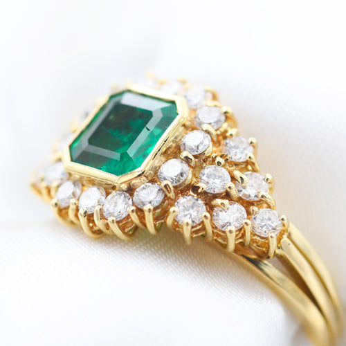 Bague Bague en or jaune 18 ct avec émeraude 1,7 ct et diamants 58 Facettes 22665