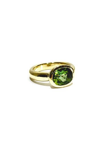 Bague 52 Bague en or jaune 18 carats ornée d’un péridot 58 Facettes 1735045