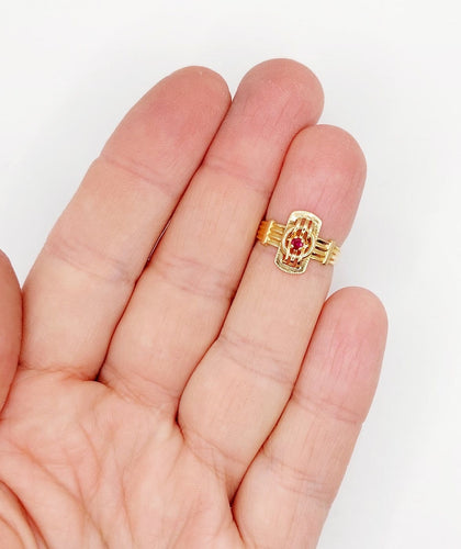 Bague 49.5 Bague chevalière victorienne en or rose 18k et rubis (circa 1890) 58 Facettes A06917