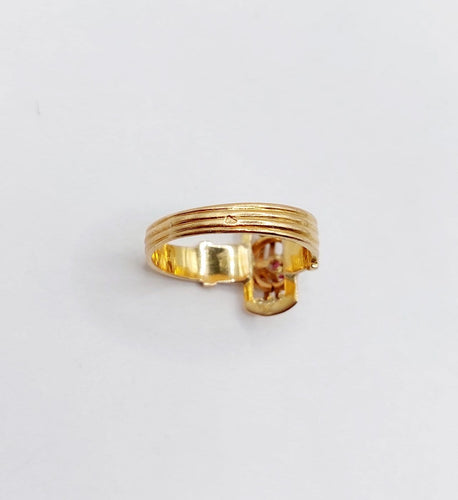 Bague 49.5 Bague chevalière victorienne en or rose 18k et rubis (circa 1890) 58 Facettes A06917
