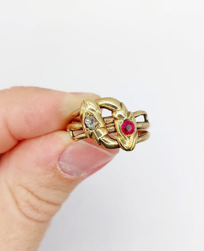 Bague 63 Bague serpent antique à deux têtes en or jaune 18k, diamant et rubis synthétique 58 Facettes A06923