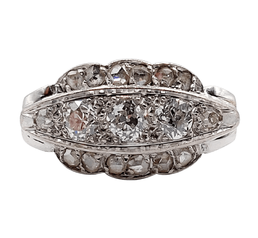 Bague 57 Bague chevalière Art déco en or blanc 18k et diamants 58 Facettes A06904