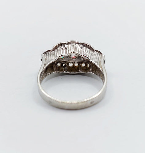 Bague 57 Bague chevalière Art déco en or blanc 18k et diamants 58 Facettes A06904