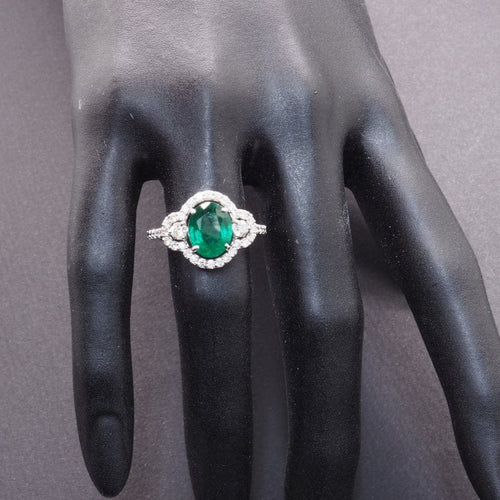 Bague 55 Bague - Émeraude et diamants en or jaune 18 carats 58 Facettes 4800