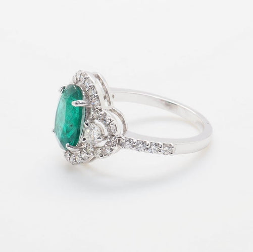 Bague 55 Bague - Émeraude et diamants en or jaune 18 carats 58 Facettes 4800