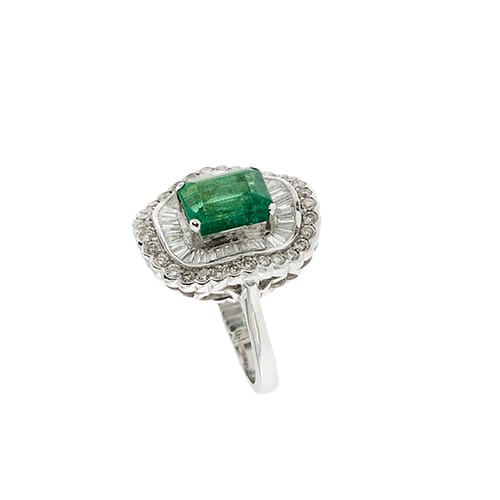Bague 56 Bague halo en or blanc 18 ct avec émeraude et diamants 58 Facettes 38792