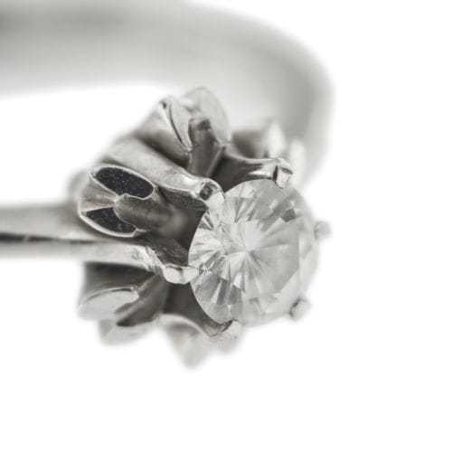 Bague Bague solitaire fleur - Diamant 0,29 ct en or blanc 18 kt 58 Facettes 28714