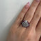 Bague 53 Bague hexagonale - Rubis et diamants en or blanc 18 ct 58 Facettes 40602