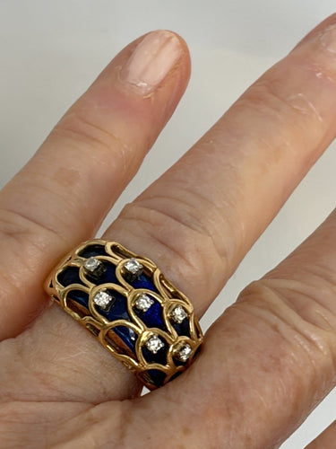 Bague 55.5 Fabergé - Bague bandeau en or jaune 18k, émail bleu et diamants 58 Facettes LOT 7526