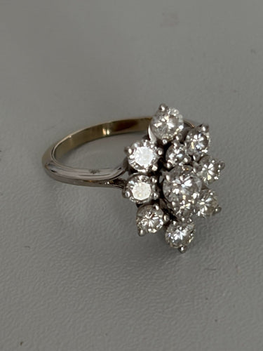 Bague 51.5 Bague marquise en or gris 18k et diamants 58 Facettes LOT 7516