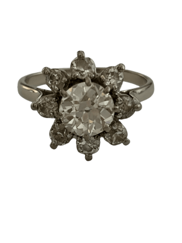 Bague 54 Bague marguerite - Bague en or gris 18k et diamants 58 Facettes LOT 7485