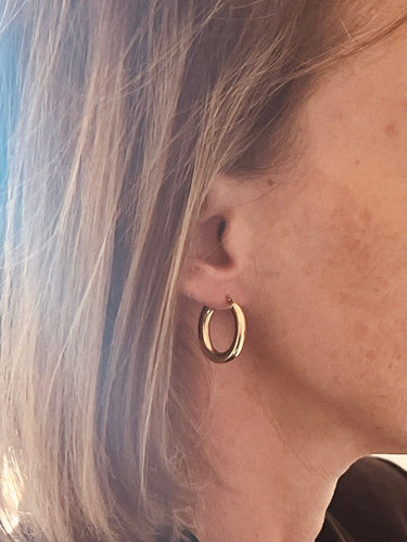 Boucles d'oreilles Boucles d'oreilles créoles ovales en or jaune 18 carats 58 Facettes 41