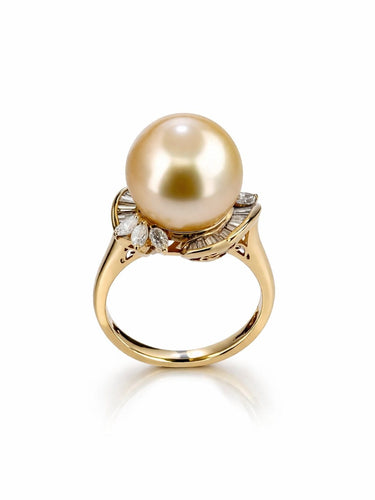 Bague 53 Bague en or jaune 18 carats avec perle et diamants 58 Facettes 90850