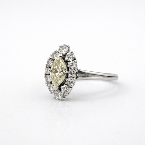 Bague 57 Bague marquise vintage en or blanc et diamants naturels 58 Facettes Marq