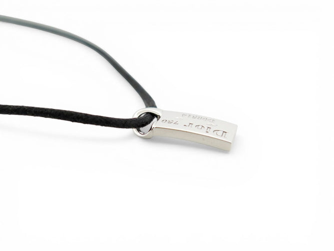 Collier Christian Dior - Collier pendentif gourmette en or blanc 18k 58 Facettes 273956