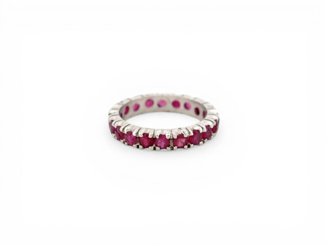 Bague 49 Alliance américaine - Bague pavée de 20 rubis en or blanc 18k 58 Facettes 273952