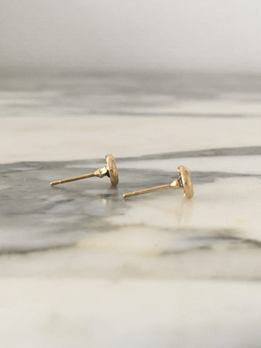 Boucles d'oreilles Puces d’oreilles - Or jaune 18K et saphirs naturels 58 Facettes 249