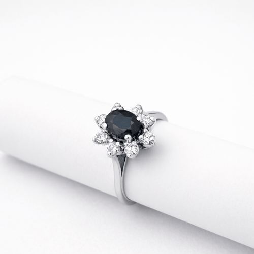 Bague 52 Bague marguerite en or blanc 18 carats, saphir et diamants 58 Facettes 35995
