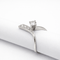 Bague 51 Bague solitaire contemporaine en or blanc 18 carats et diamants 58 Facettes 35218