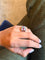 Bague 52.5 Bague Tank en or blanc 18 carats avec diamants et rubis 58 Facettes bague tank diaman