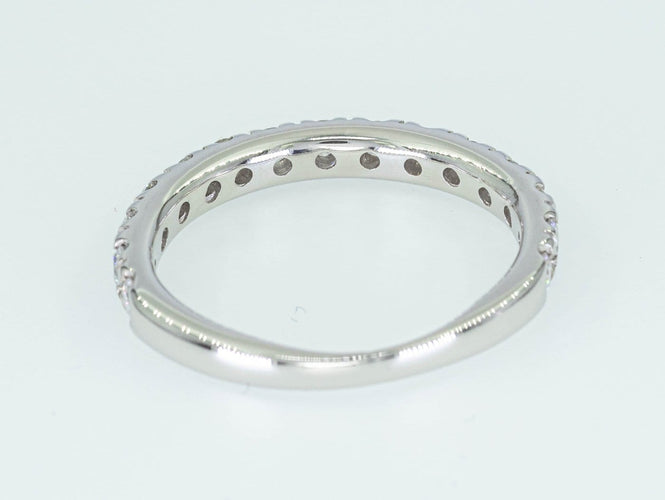 Bague Bague entourage en or blanc 14 ct et diamants 0,53 ct 58 Facettes AS32