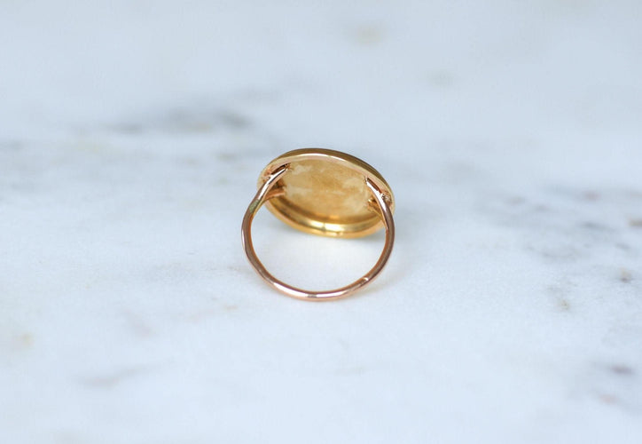 Bague 55 Bague ancienne - Motif cerf et cor de chasse en or jaune 18 ct 58 Facettes