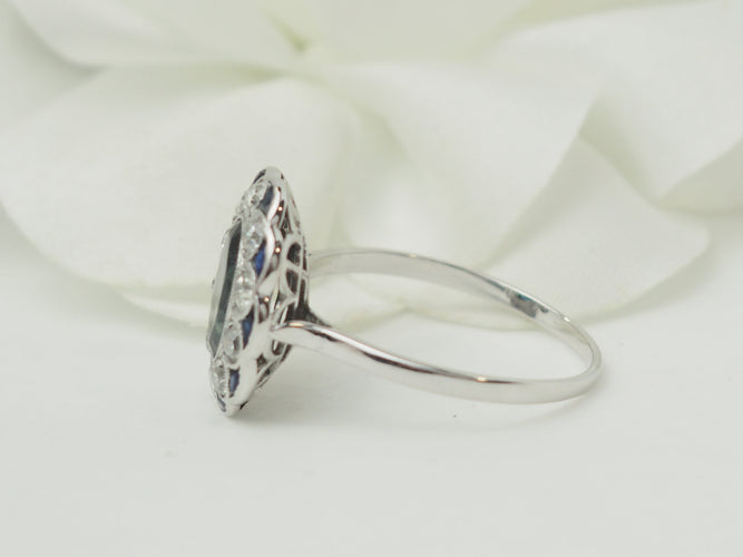 Bague 62 Bague Pompadour - Saphir 1,80 ct et diamants en or blanc 18 K 58 Facettes 33680