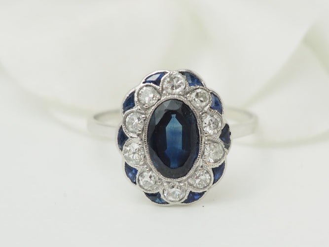 Bague 62 Bague Pompadour - Saphir 1,80 ct et diamants en or blanc 18 K 58 Facettes 33680