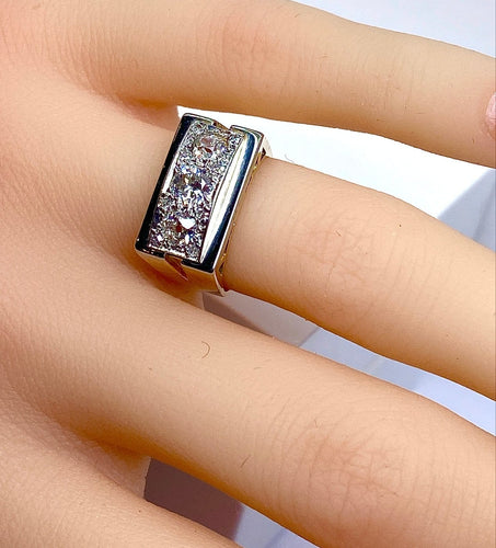 Bague 48 Bague Tank tête de chien en or 18 carats et platine, diamants 58 Facettes AB694