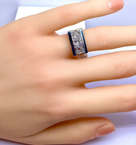 Bague 48 Bague Tank tête de chien en or 18 carats et platine, diamants 58 Facettes AB694