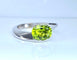 Bague 51 Bague en or blanc 18 carats au péridot 1,79 ct 58 Facettes AB700