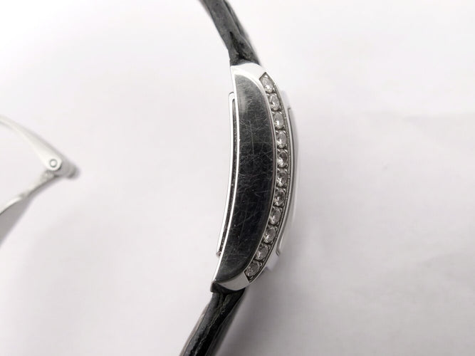 Montre Baume et Mercier Hampton - Montre femme quartz en acier et diamants 26 mm 58 Facettes 273980