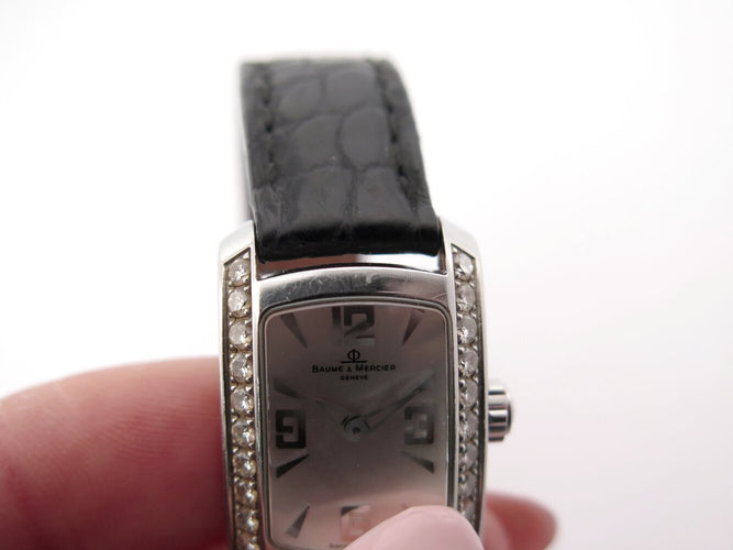 Montre Baume et Mercier Hampton - Montre femme quartz en acier et diamants 26 mm 58 Facettes 273980