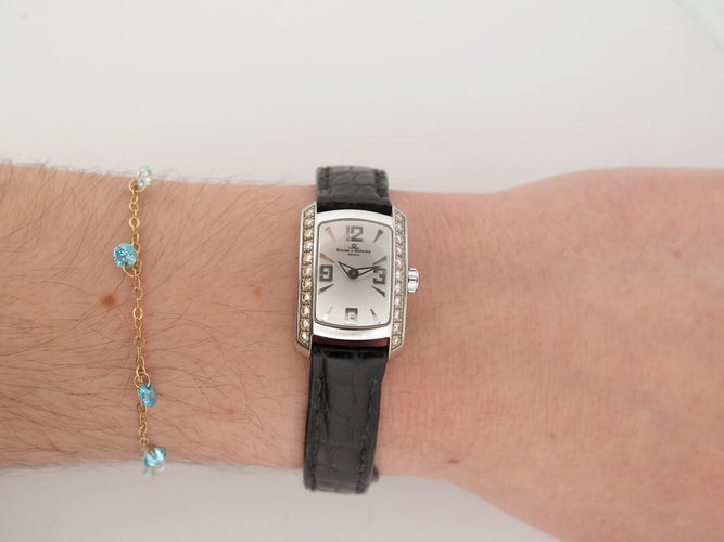 Montre Baume et Mercier Hampton - Montre femme quartz en acier et diamants 26 mm 58 Facettes 273980
