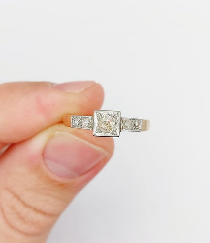 Bague 56 Bague Art déco en or 18k et platine avec diamants 58 Facettes A06946