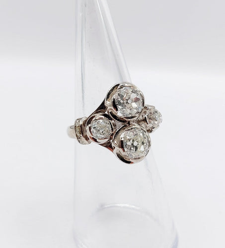 Bague 50 Bague Art déco en or blanc 18k et platine, diamants taille ancienne 2,30 ct 58 Facettes A06951