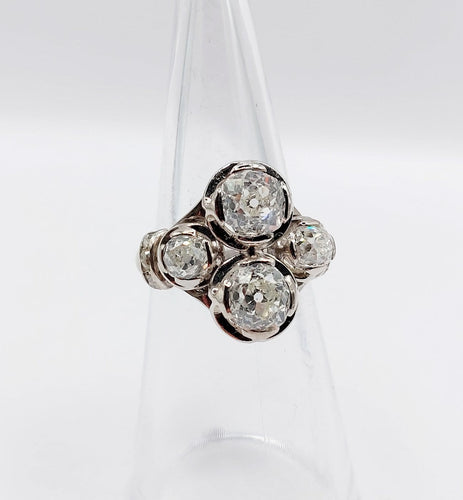 Bague 50 Bague Art déco en or blanc 18k et platine, diamants taille ancienne 2,30 ct 58 Facettes A06951