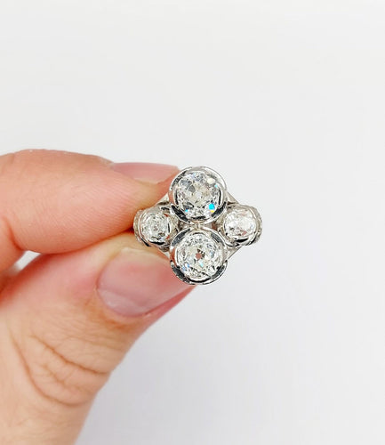 Bague 50 Bague Art déco en or blanc 18k et platine, diamants taille ancienne 2,30 ct 58 Facettes A06951