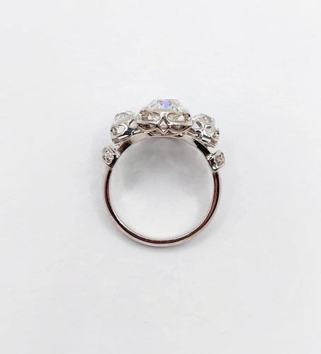 Bague 50 Bague Art déco en or blanc 18k et platine, diamants taille ancienne 2,30 ct 58 Facettes A06951