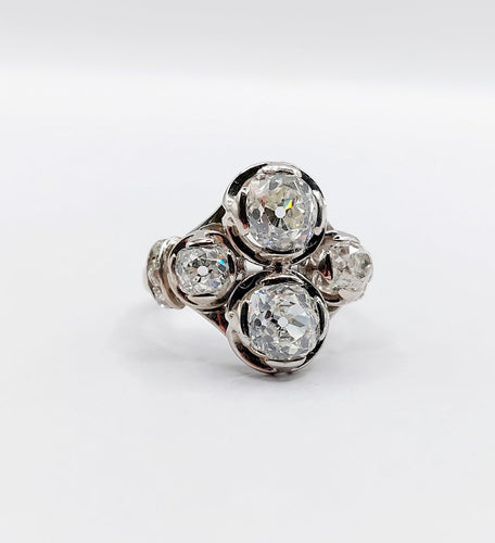 Bague 50 Bague Art déco en or blanc 18k et platine, diamants taille ancienne 2,30 ct 58 Facettes A06951