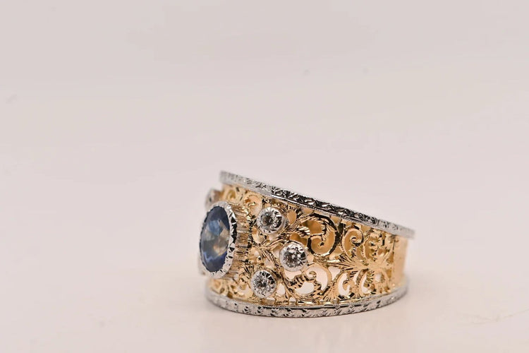 Bague 54 Bague - Saphir 0,95 ct et diamants en or jaune et or blanc 18 carats 58 Facettes