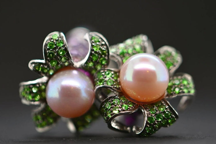 Bague 54 Bague en or blanc 18 carats avec perles de culture et pierres précieuses 58 Facettes