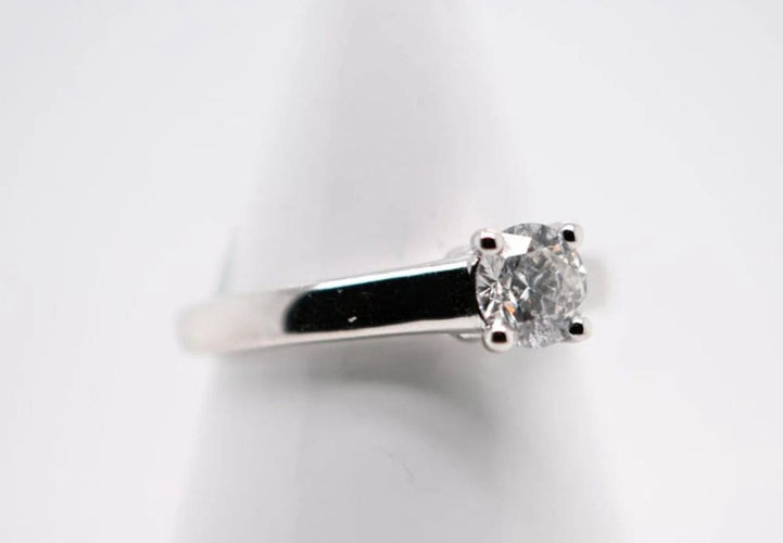 Bague 52 Bague solitaire en or blanc 18 carats avec diamant 0,750 ct 58 Facettes