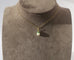 Pendentif Pendentif perle Akoya et émail vert en or jaune 18 carats 58 Facettes Pendentif
