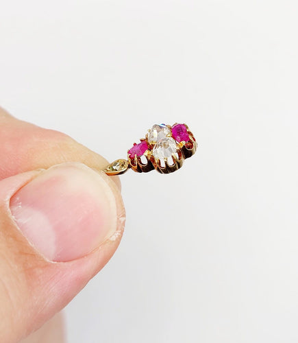 Pendentif Pendentif antique en or 14k avec diamants taille ancienne et rubis (circa 1920) 58 Facettes A06833