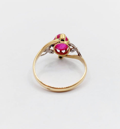 Bague 54 Bague Art nouveau en or 18k et platine, rubis cabochon et diamants 58 Facettes A06780