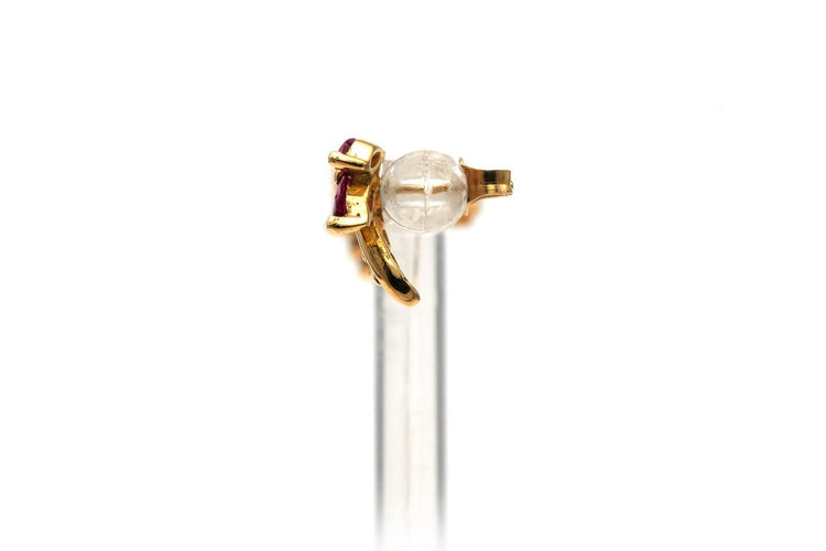 Boucles d'oreilles Boucles d'oreilles contemporaines en or jaune, rubis et diamants 58 Facettes B846