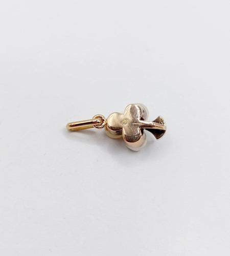 Pendentif Pendentif trèfle victorien en or rose 14k, perles et diamants taille rose 58 Facettes A06882