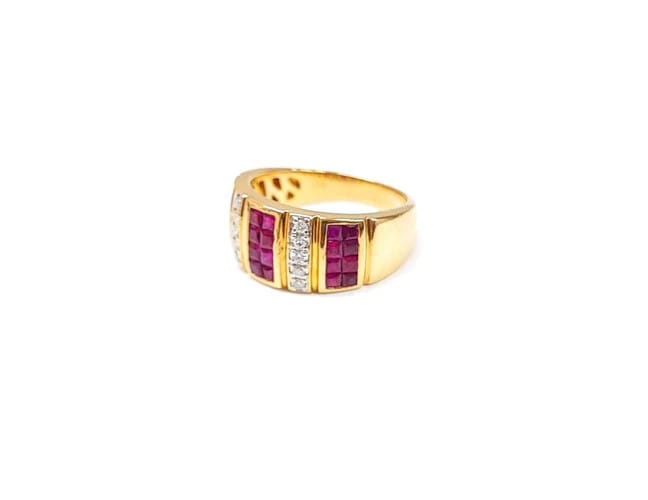 Bague 53 Bague jonc en or jaune 18K, rubis et diamants 58 Facettes DV.RUB.DAMIER